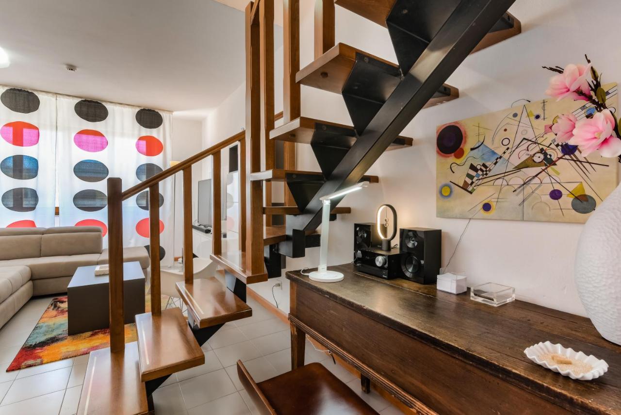 Dario Apartment - Magnolia Holidays フェルティリア エクステリア 写真